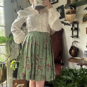 GAP Green Vintage 90s Floral Pleated Skirt Shorts Skort